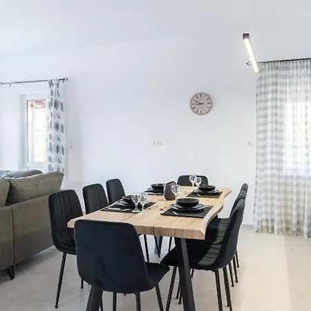 Nontas Ntina With Private Pool & Playground * Rethymno (Crete)