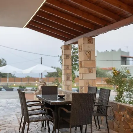 Nontas Ntina With Private Pool & Playground Villa