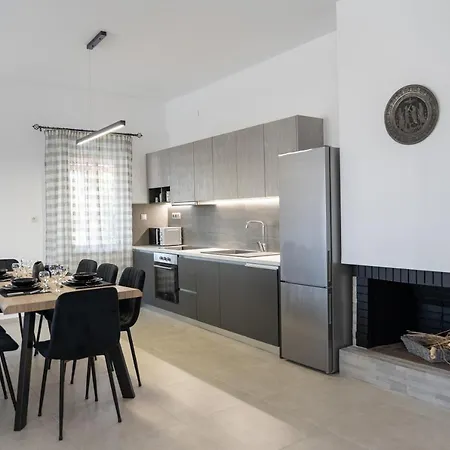 Villa Nontas Ntina With Private Pool & Playground Rethymno (Crete)