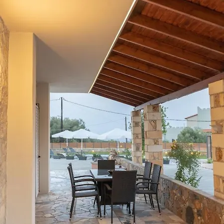 Nontas Ntina With Private Pool & Playground Villa